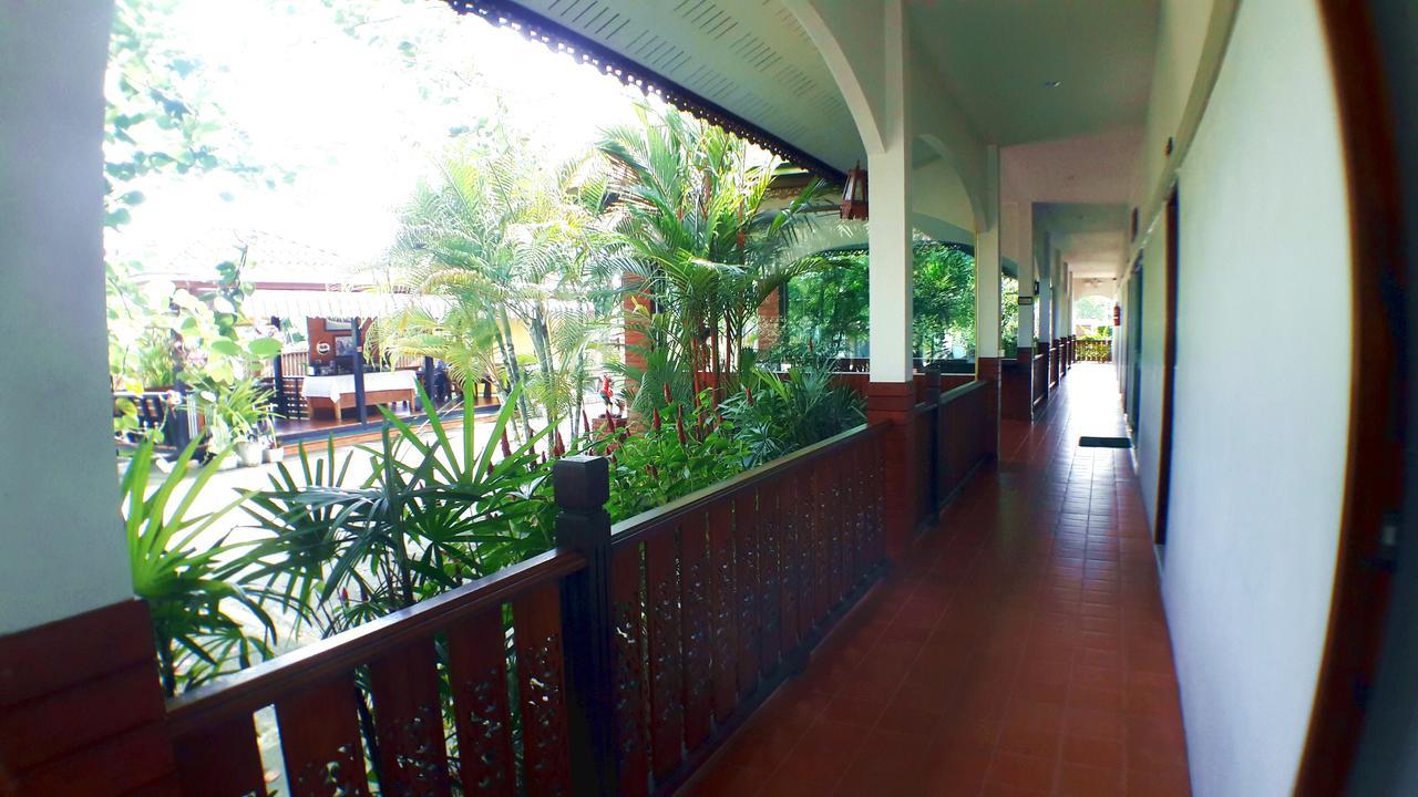 Khum Nakhon Hotel Nakhon Si Thammarat Exterior photo